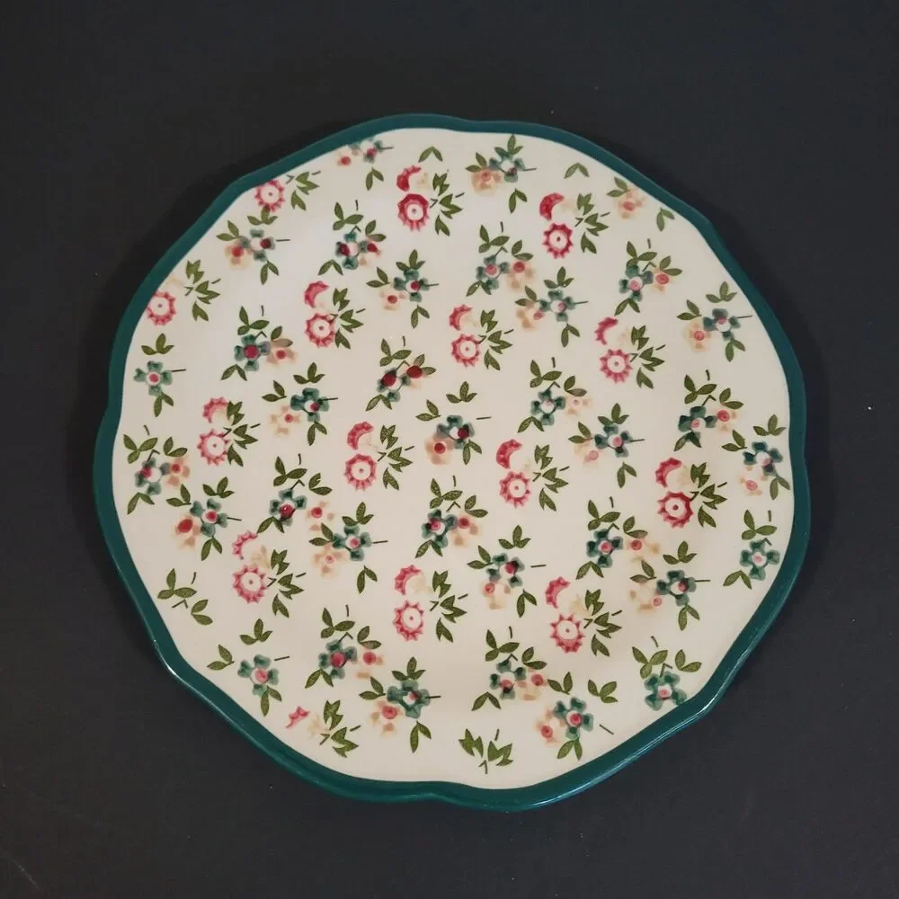 The Pioneer Woman Green Floral Scalloped Salad Plate 8 3/4
